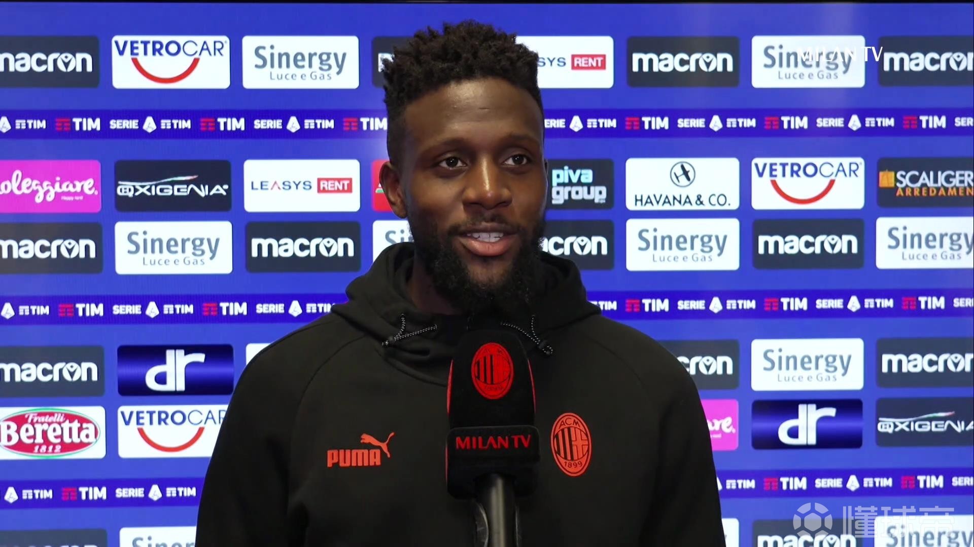 医生正在全 医生正在全